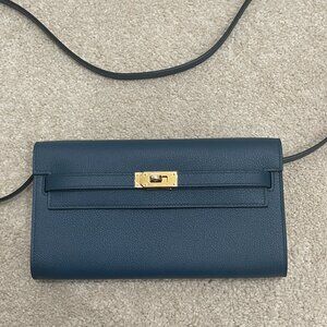 Brand New Hermes Kelly To Go Wallet Bag - Blue de Prusse / GHW